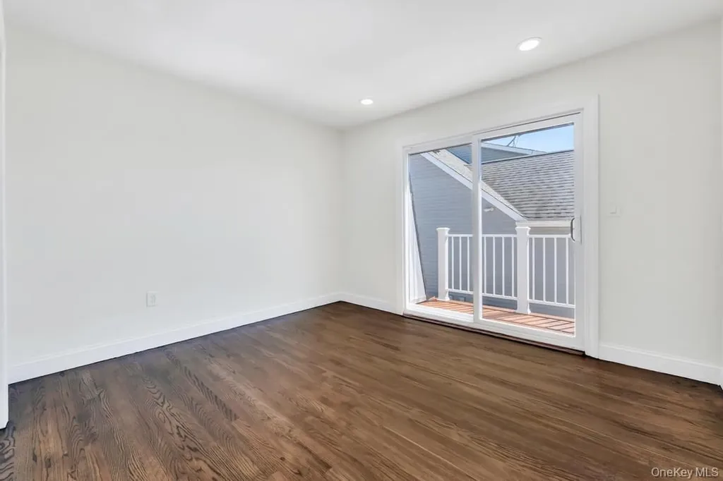 66 Lighthouse Road Babylon NY 11702