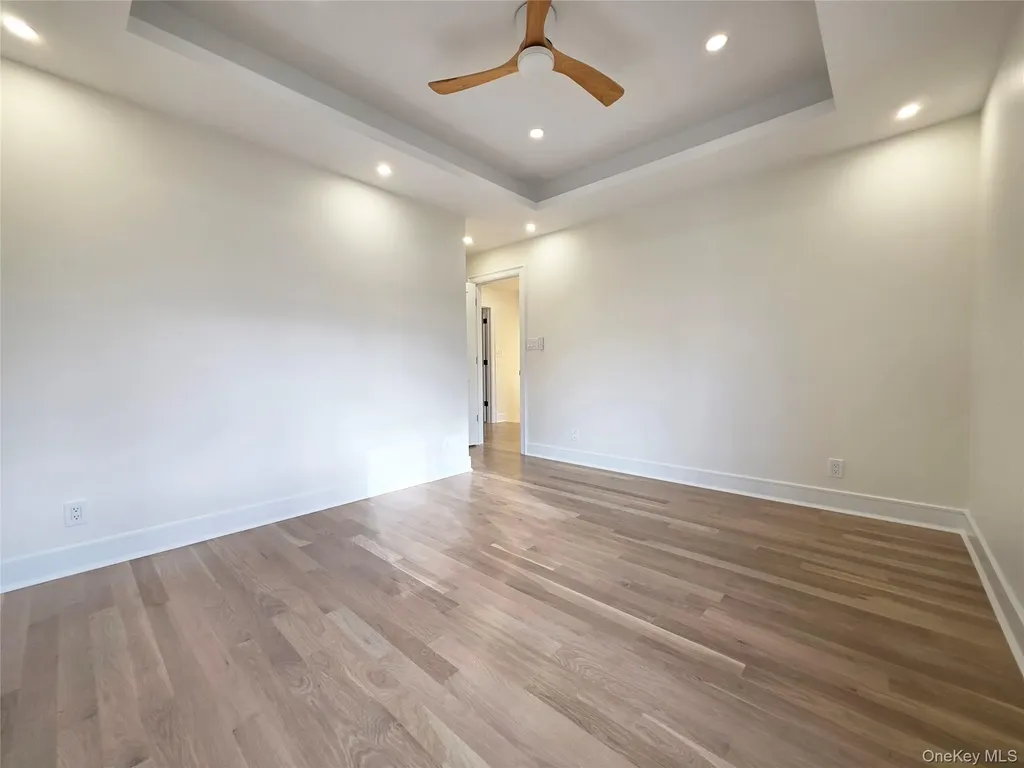 208 Wetherill Road Garden City NY 11530