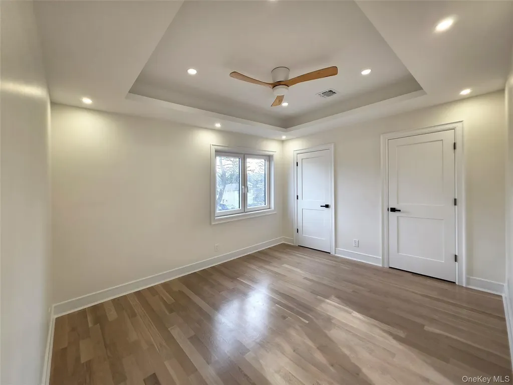 208 Wetherill Road Garden City NY 11530