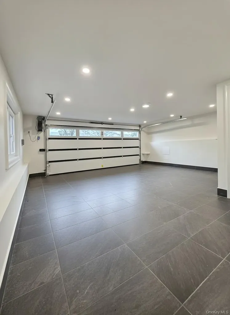208 Wetherill Road Garden City NY 11530