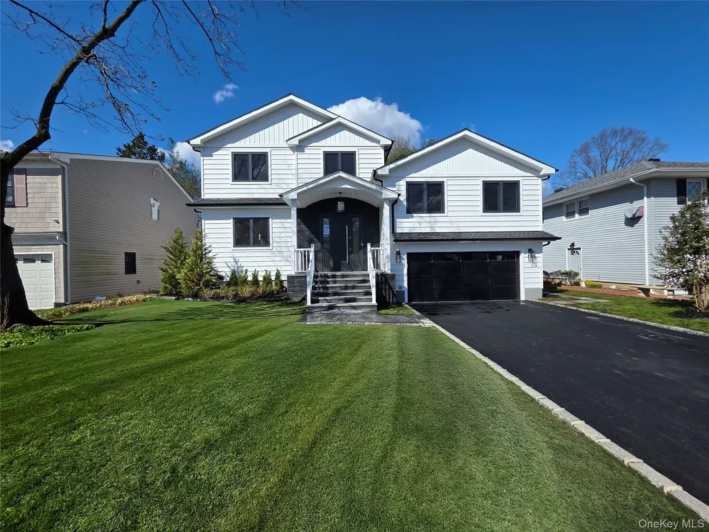 208 Wetherill Road Garden City NY 11530