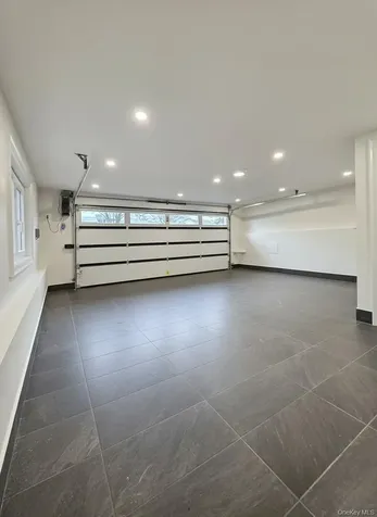 208 Wetherill Road Garden City NY 11530
