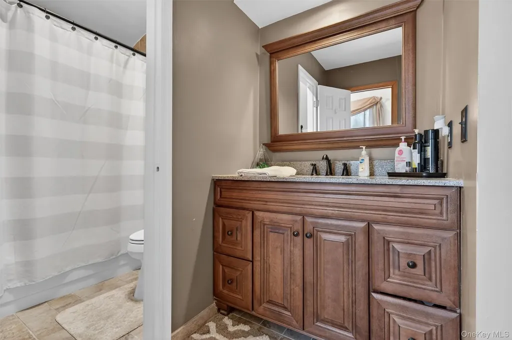 449 W Mombasha Road Monroe NY 10950