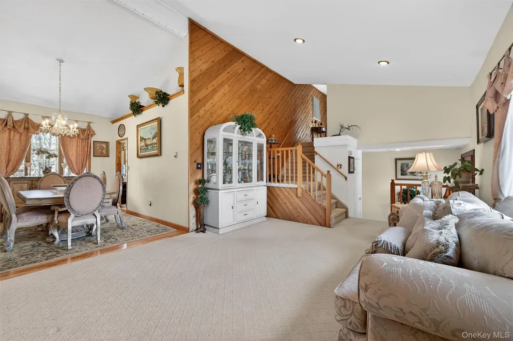 449 W Mombasha Road Monroe NY 10950