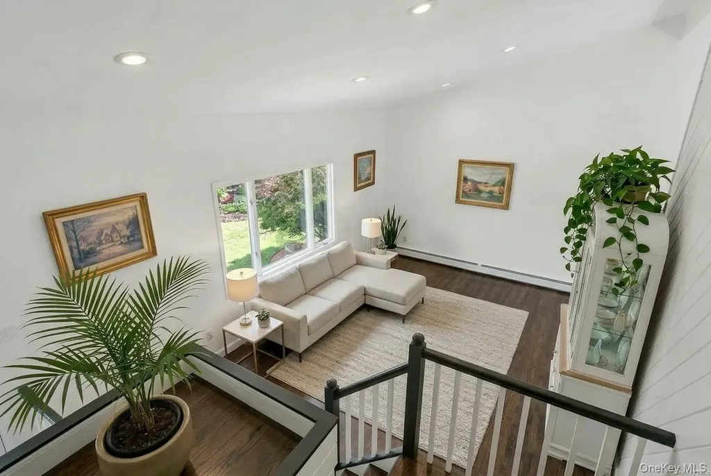 449 W Mombasha Road Monroe NY 10950