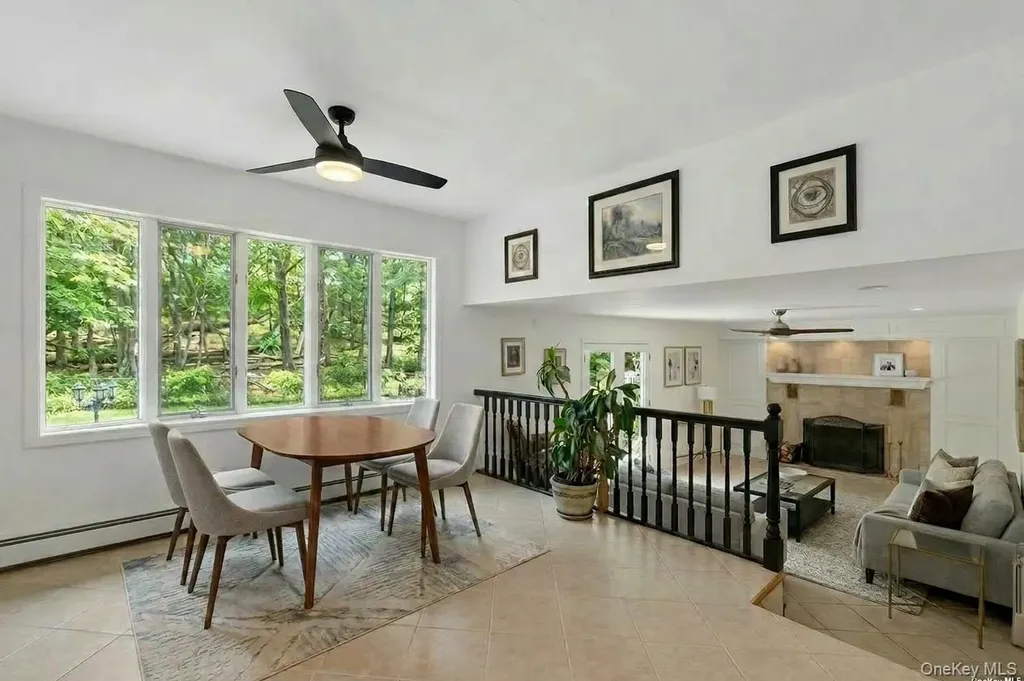449 W Mombasha Road Monroe NY 10950