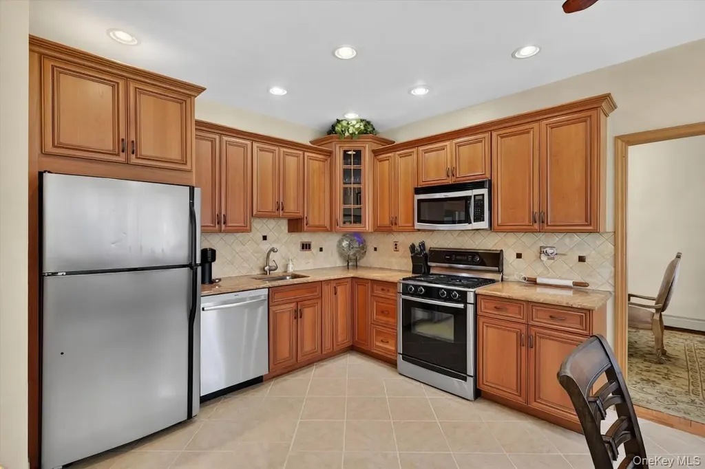 449 W Mombasha Road Monroe NY 10950