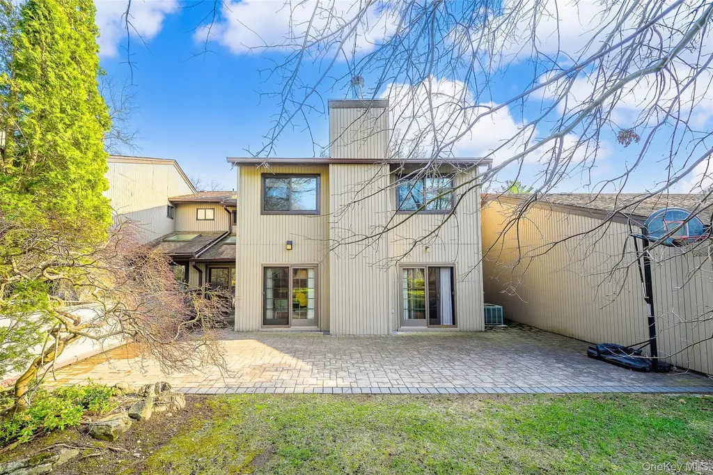 129 Golf View Drive Jericho NY 11753