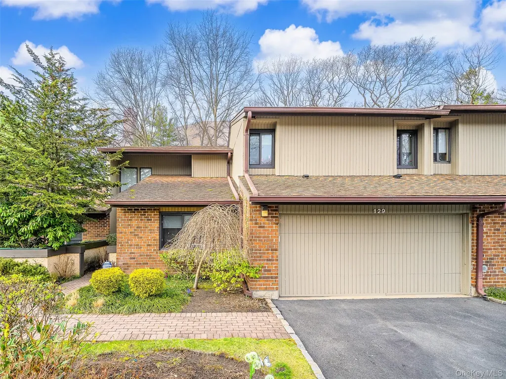 129 Golf View Drive Jericho NY 11753