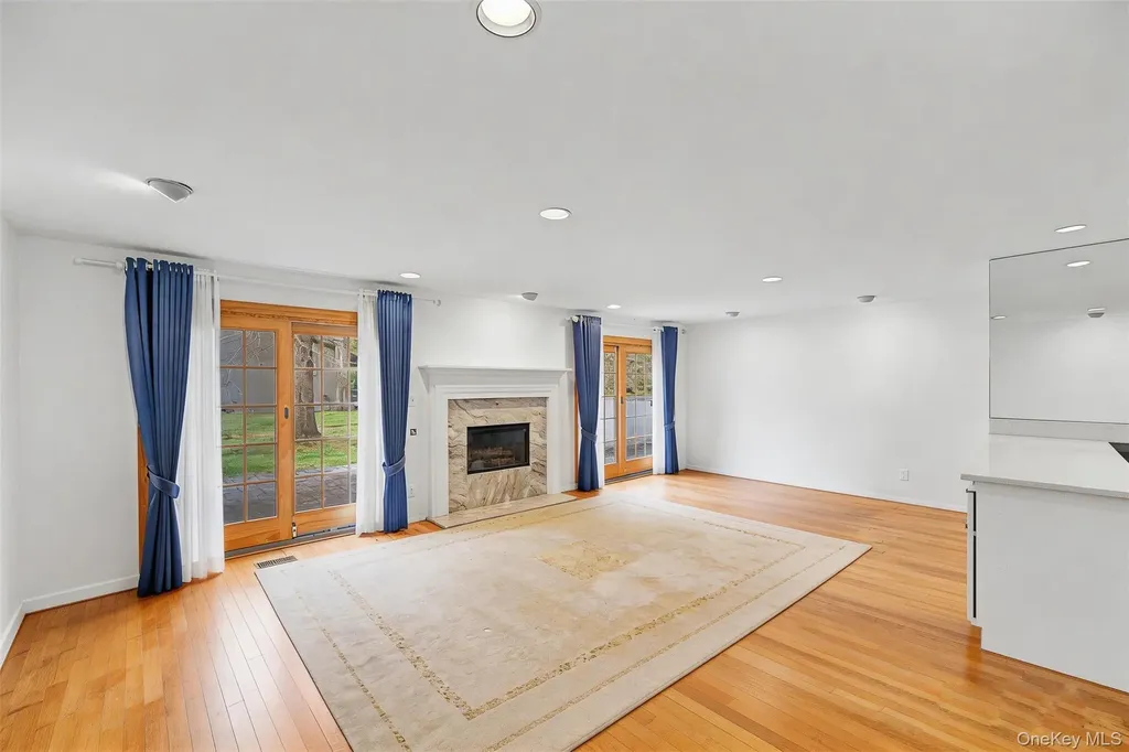 129 Golf View Drive Jericho NY 11753