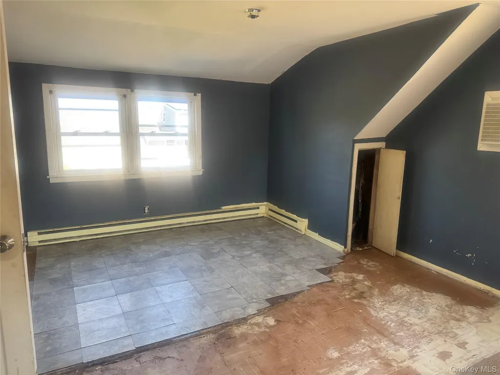 351 E Meadow Avenue East Meadow NY 11554