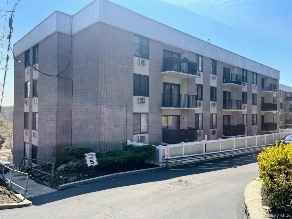 128 Colonial Parkway Yonkers NY 10710