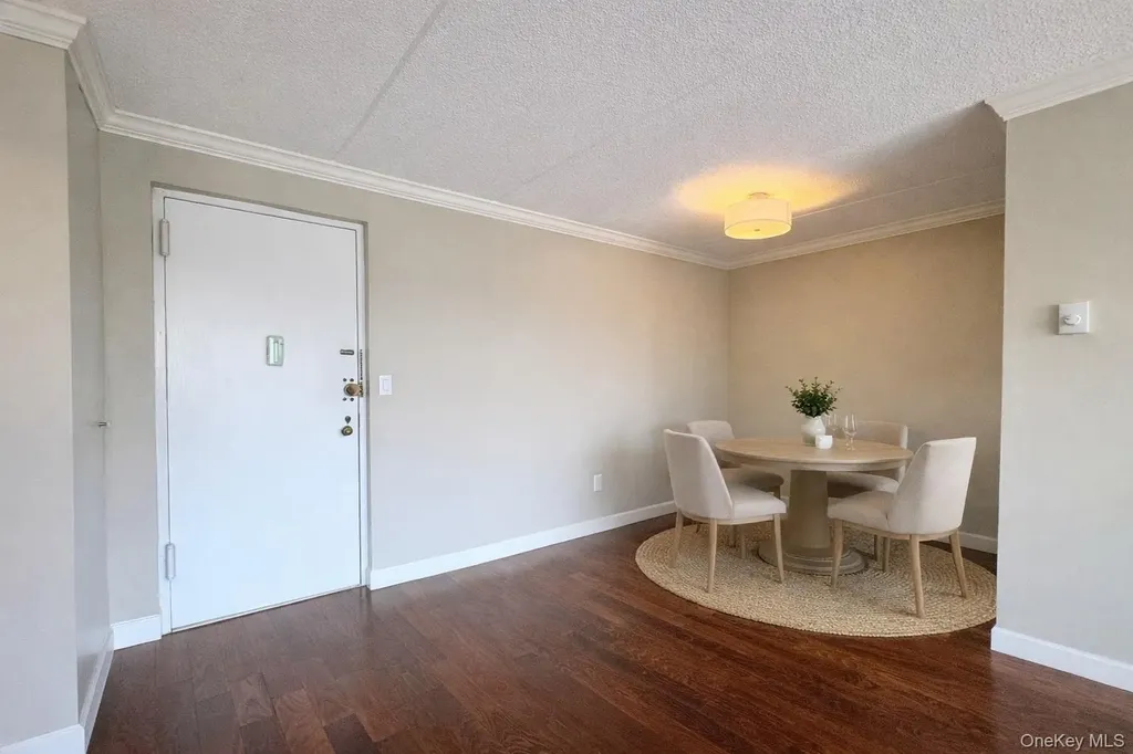 128 Colonial Parkway Yonkers NY 10710
