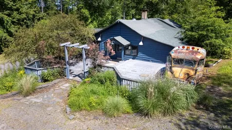 20 Country Club Lane Woodstock NY 12498