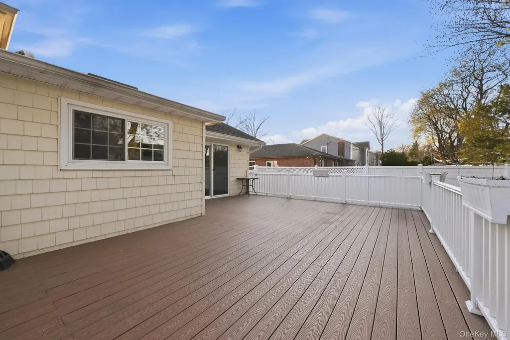 51 Ivy Drive Jericho NY 11753