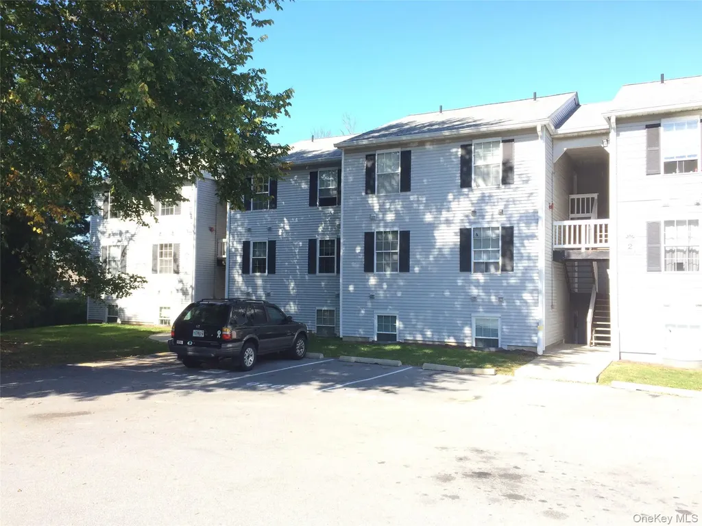 2 Lexington Hill Harriman NY 10926