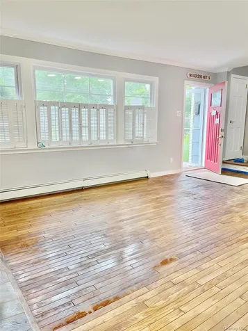 258 Steamboat Road Kings Point NY 11024