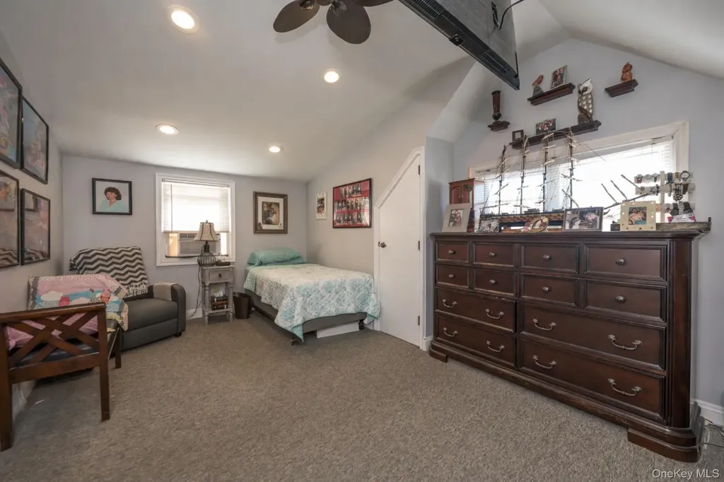 2941 Harvey Avenue Oceanside NY 11572