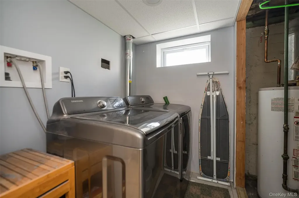 2941 Harvey Avenue Oceanside NY 11572