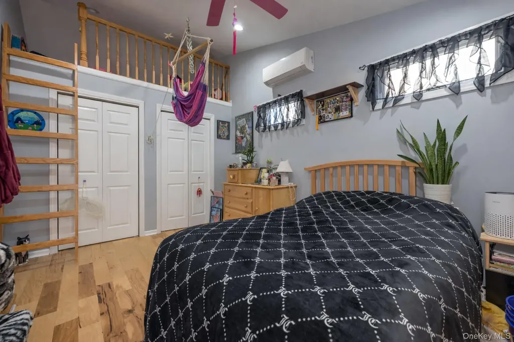 2941 Harvey Avenue Oceanside NY 11572