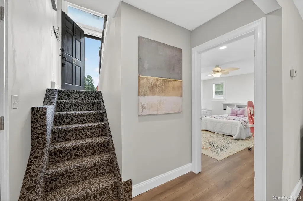 12 Farmstead Road Commack NY 11725