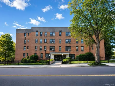 309 North Broadway Yonkers NY 10701