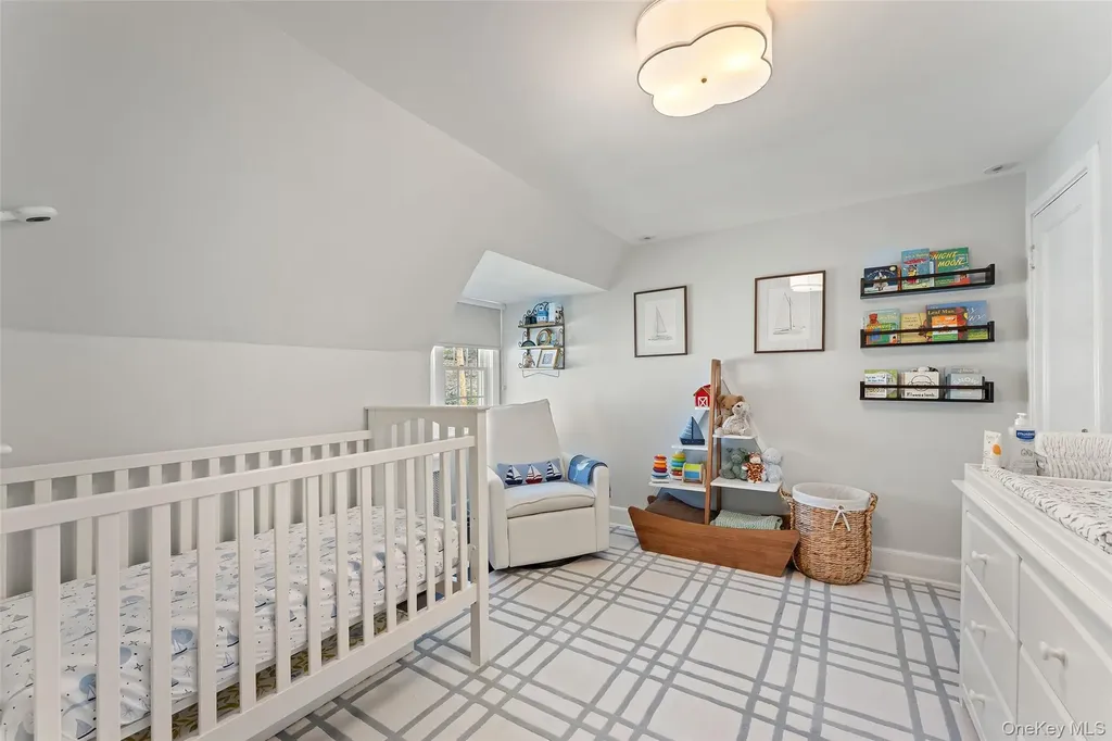 5 Merestone Terrace Bronxville NY 10708