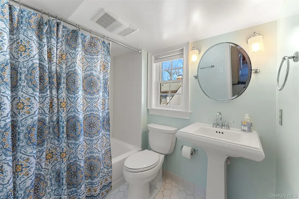5 Merestone Terrace Bronxville NY 10708