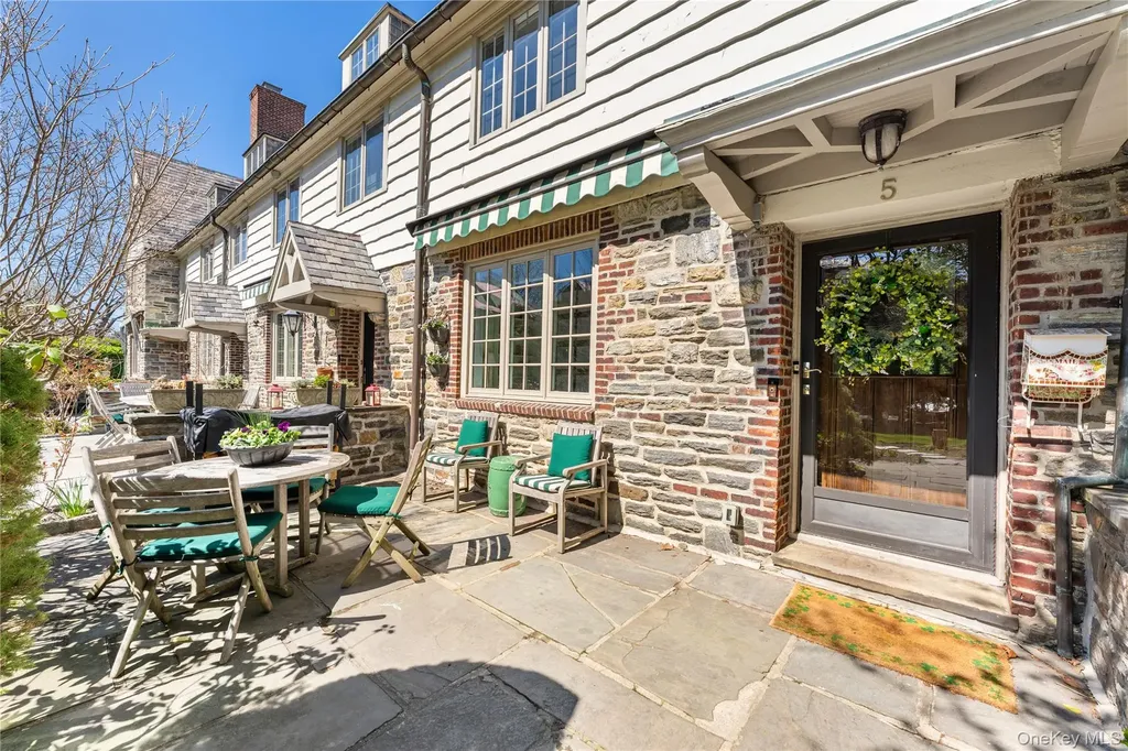 5 Merestone Terrace Bronxville NY 10708