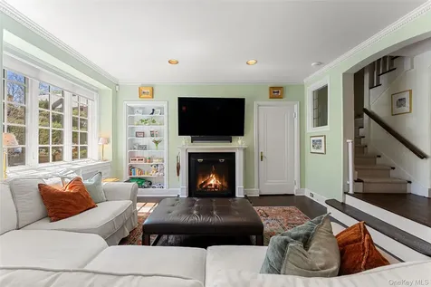 5 Merestone Terrace Bronxville NY 10708