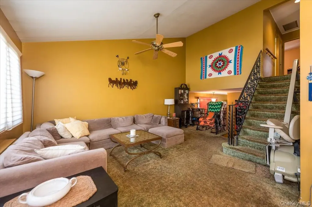 3468 4th Street Oceanside NY 11572