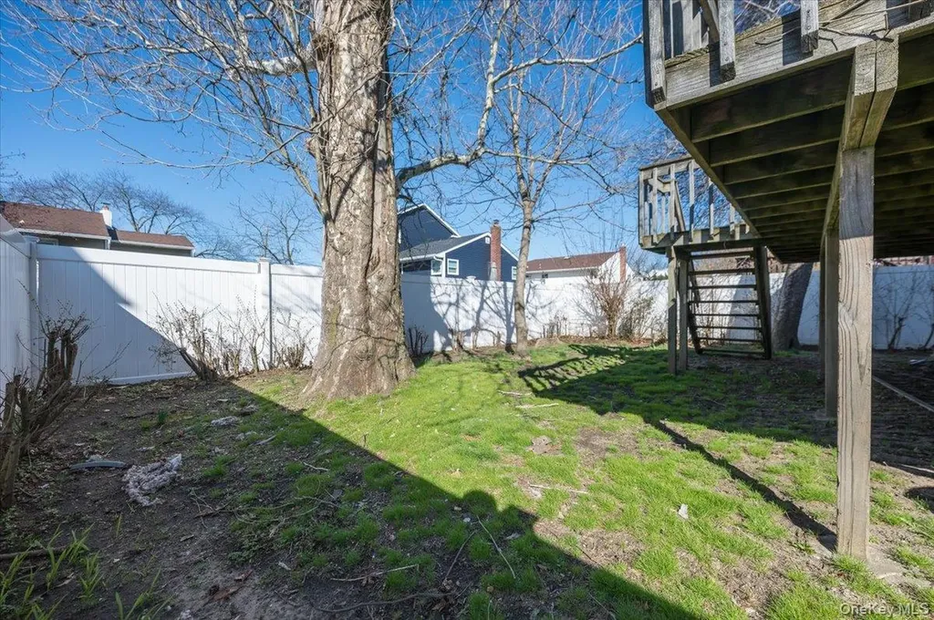 3468 4th Street Oceanside NY 11572