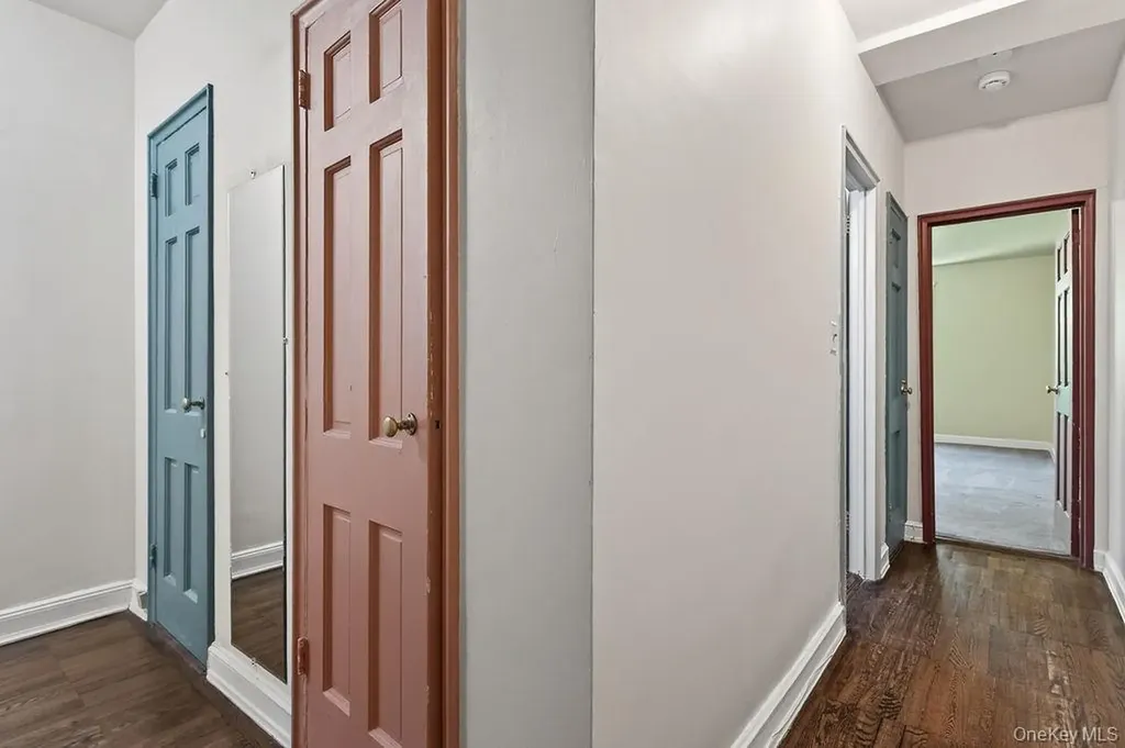 74 Pinewood Road Hartsdale NY 10530