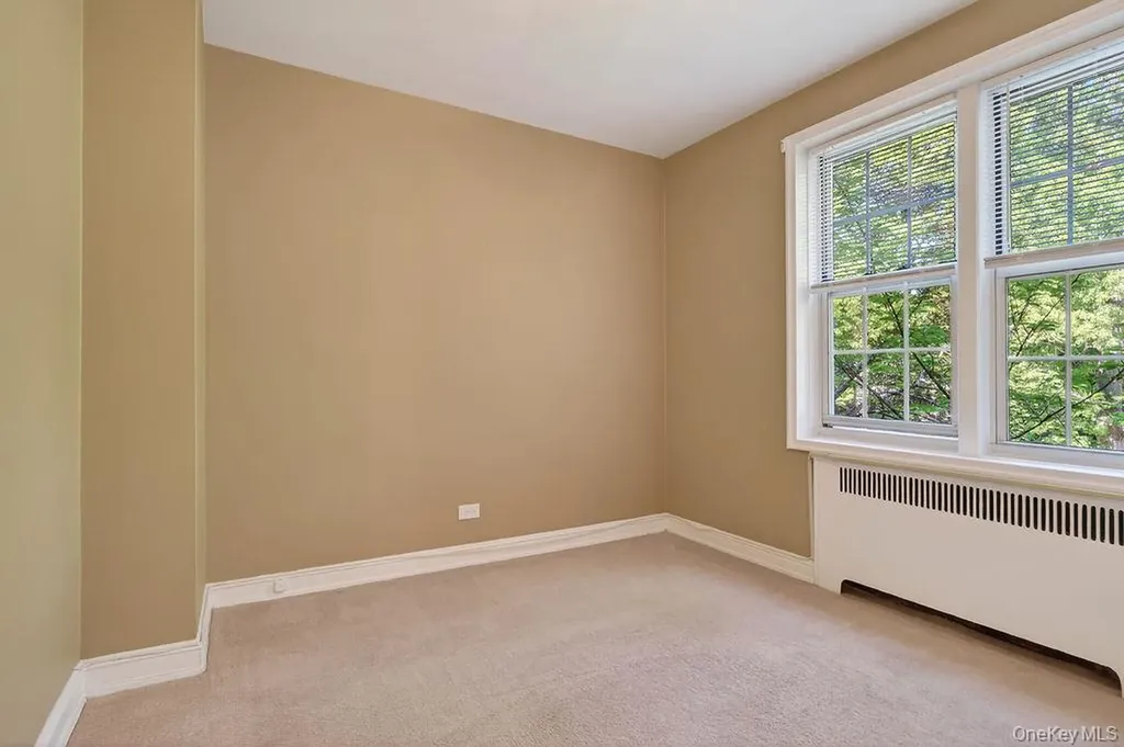 74 Pinewood Road Hartsdale NY 10530