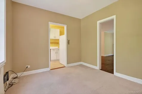 74 Pinewood Road Hartsdale NY 10530