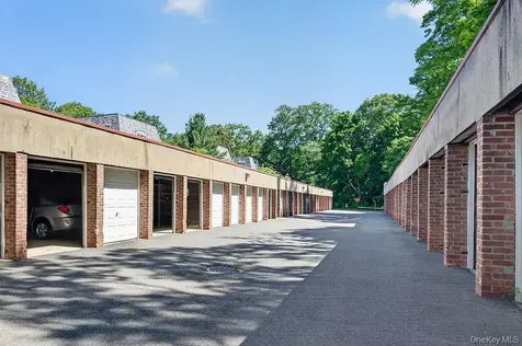 74 Pinewood Road Hartsdale NY 10530