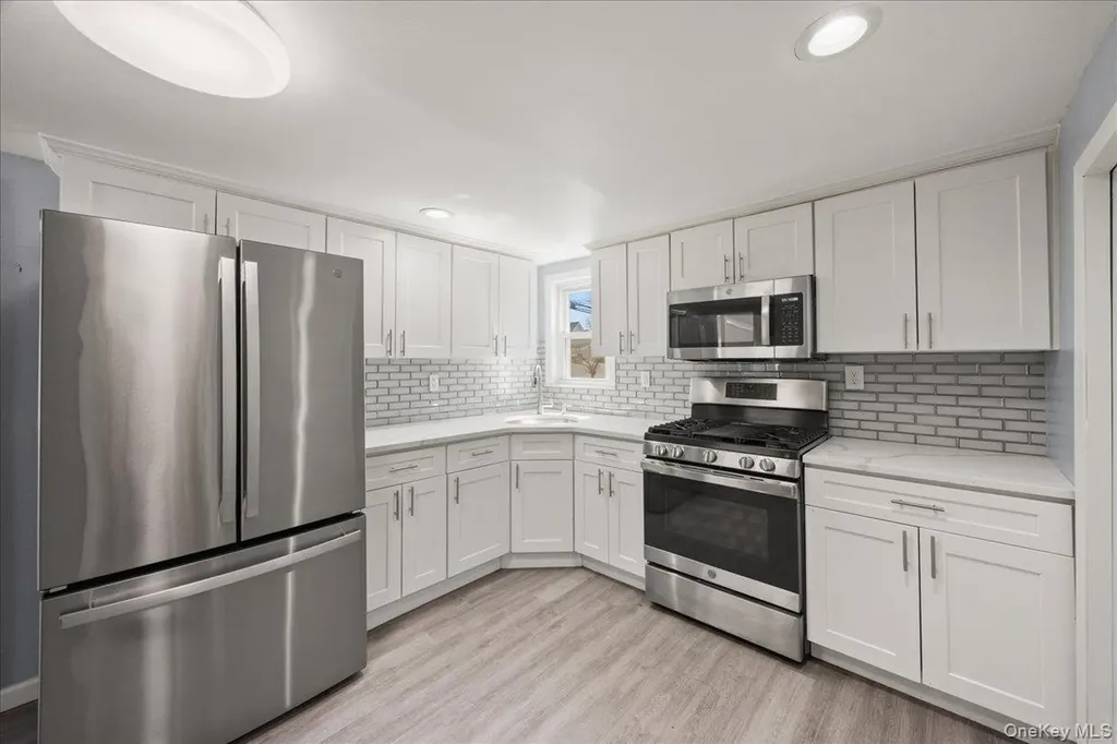 62 Westend Avenue Freeport NY 11520