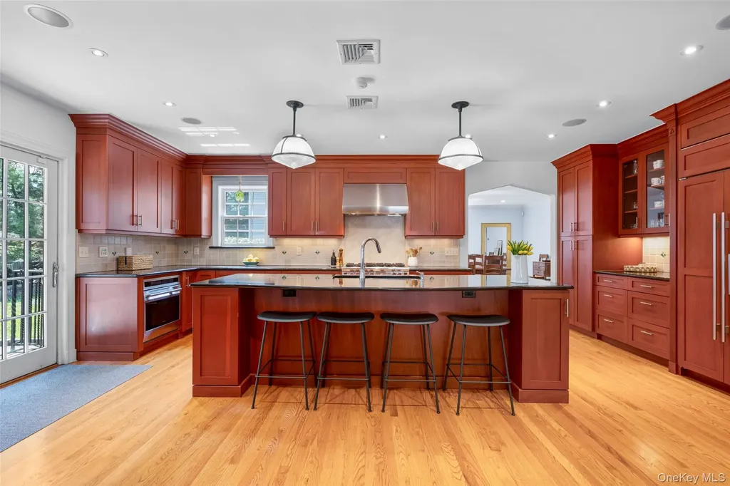 210 Cliff Avenue Pelham NY 10803