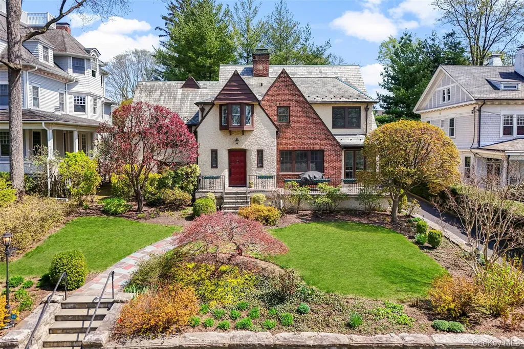 210 Cliff Avenue Pelham NY 10803