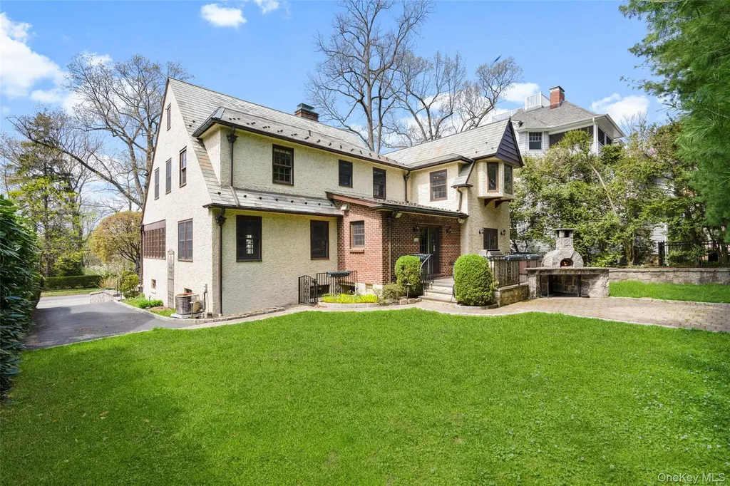 210 Cliff Avenue Pelham NY 10803