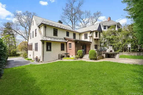 210 Cliff Avenue Pelham NY 10803