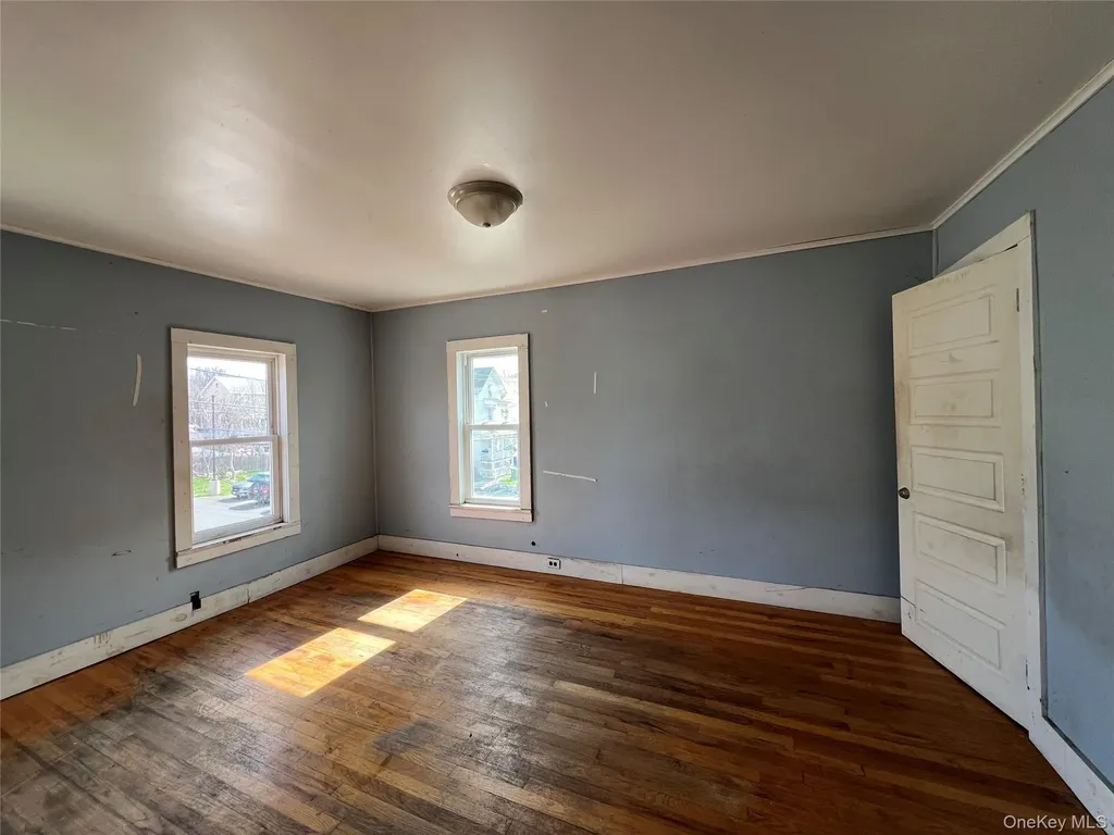 8 Grant Street Middletown NY 10940