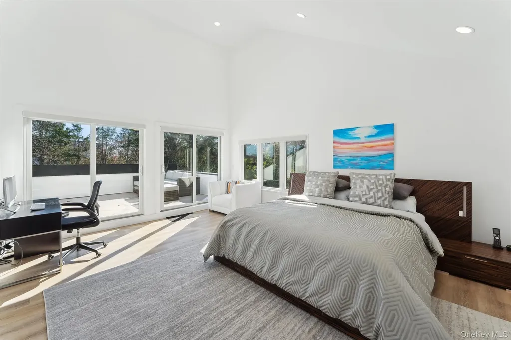 32 Tanners Neck Lane Westhampton NY 11977