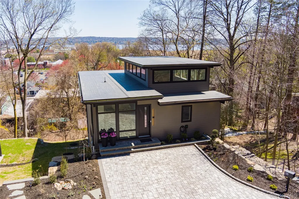 38 Tate Avenue Piermont NY 10968