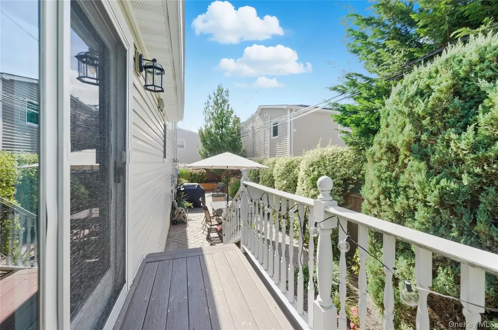 69 Harmon Street Long Beach NY 11561