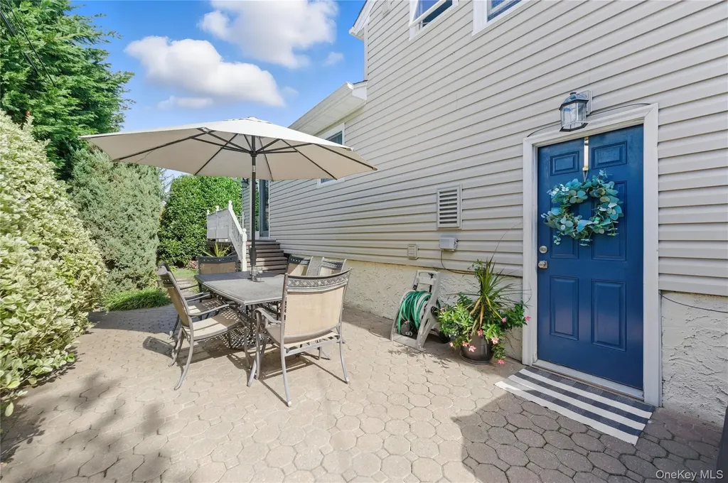 69 Harmon Street Long Beach NY 11561