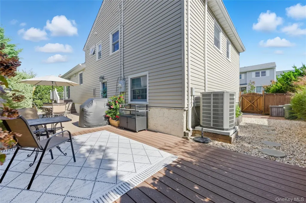 69 Harmon Street Long Beach NY 11561