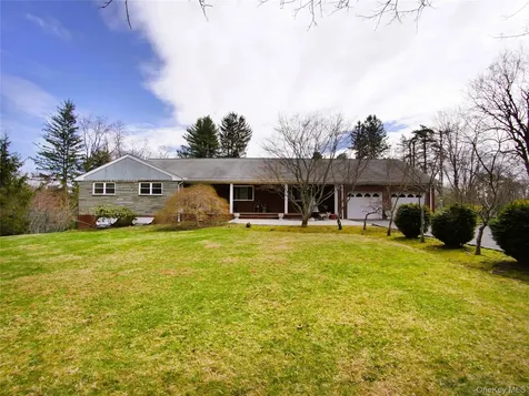 80 Eton Road Thornwood NY 10594