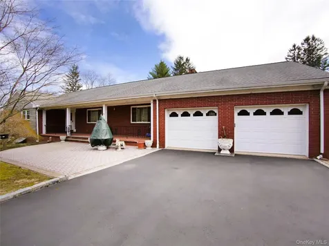 80 Eton Road Thornwood NY 10594