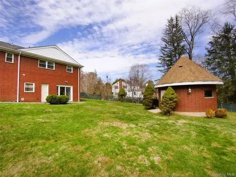 80 Eton Road Thornwood NY 10594